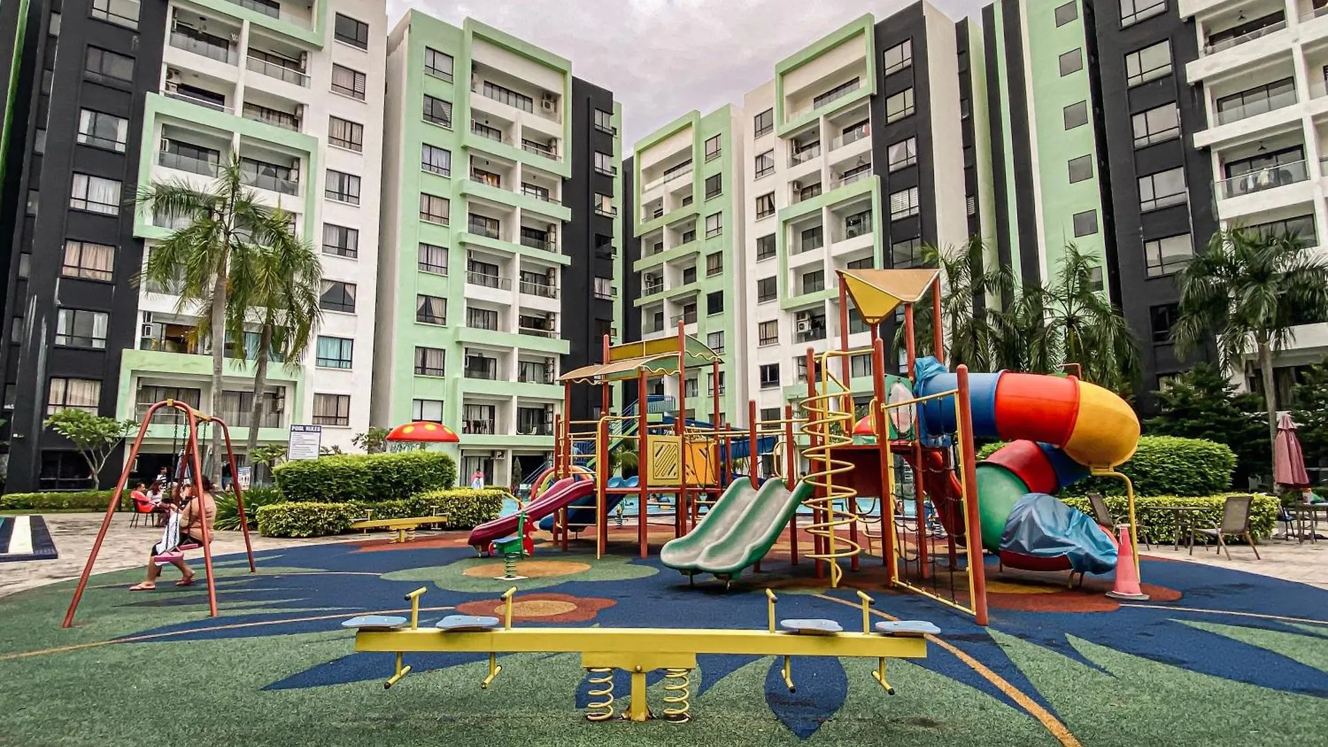 Comfy Suite Manhattan Ipoh Poolview Waterpark Free Netflix&Game 0*,  Malasia